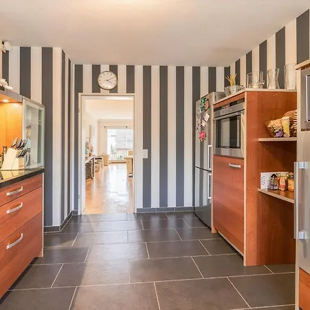 Parkave I Kölner Süden I 100 Qm I 3 I 2 Bath I Parking Apartment *