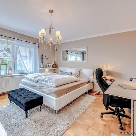 Apartment Parkave I Kölner Süden I 100 Qm I 3 I 2 Bath I Parking Köln